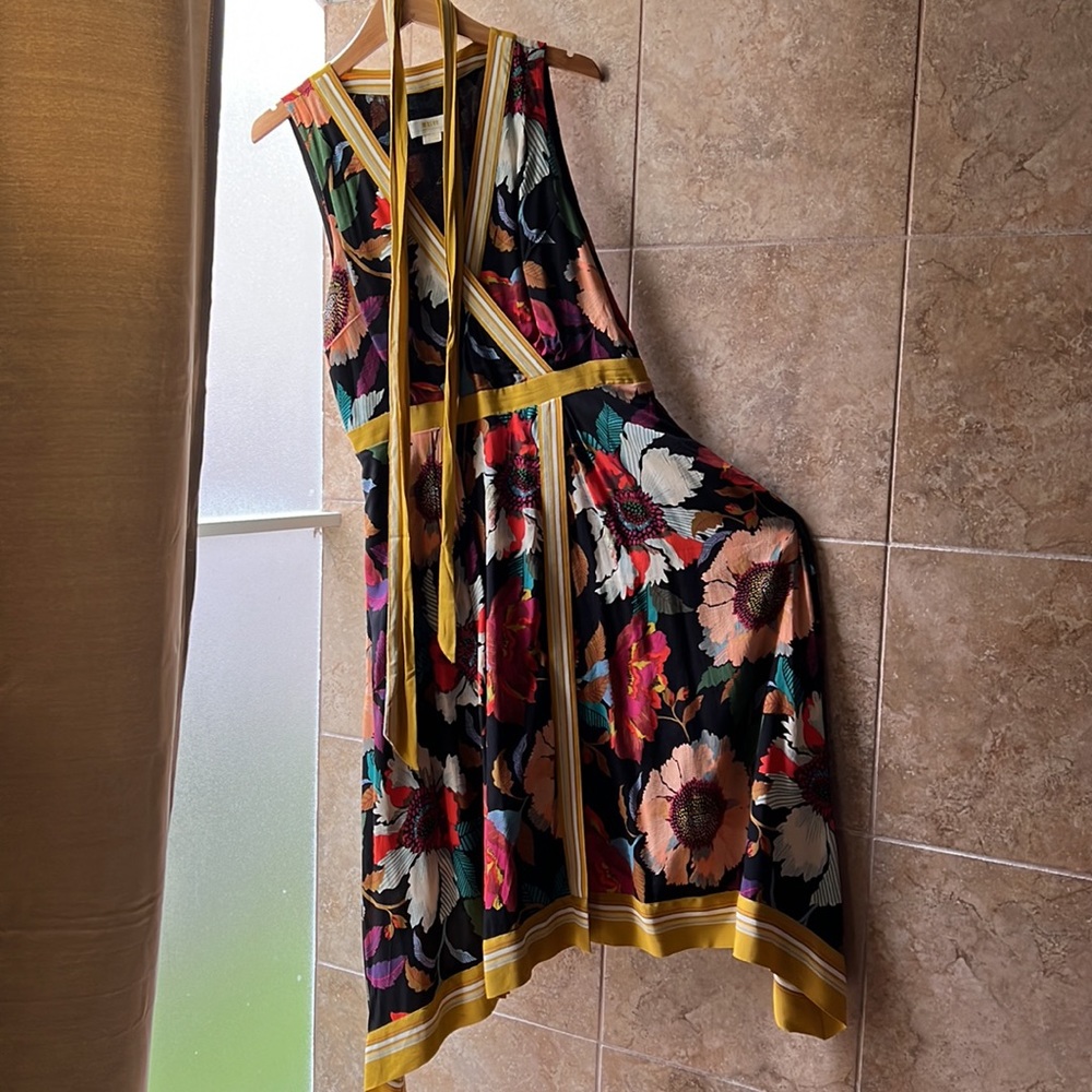 Maeve Multicolor Floral Dress - Picture 9 of 16
